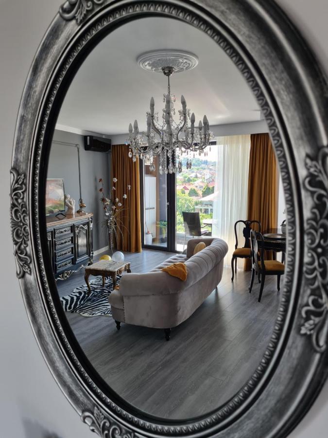 Parisian Apartment Cluj Экстерьер фото